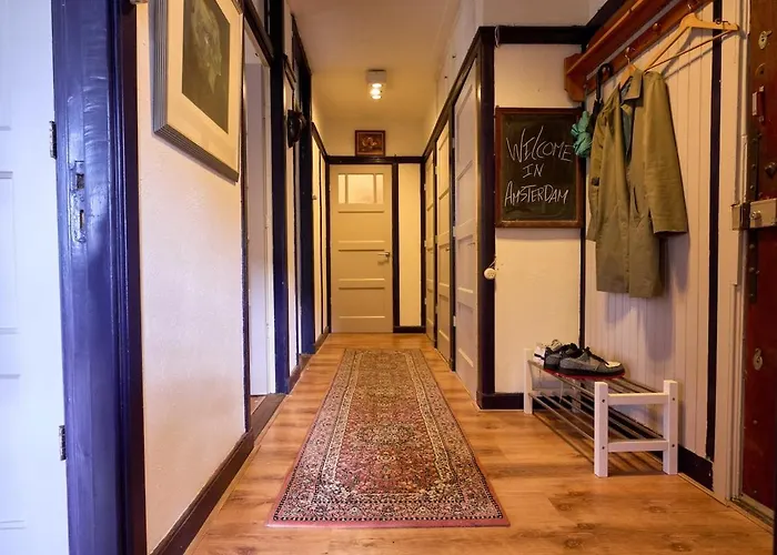 Olympic's Little Palace Appartement