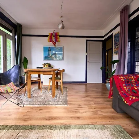 Olympic's Little Palace *